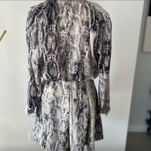 Zara Snake Print Button Up Dress Size M - Picture 7 of 8